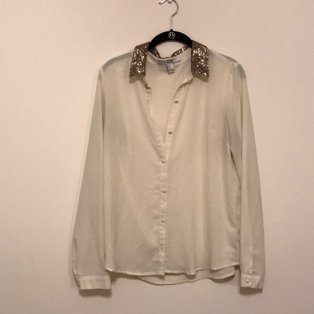 Cream long sleeve with sequins collar